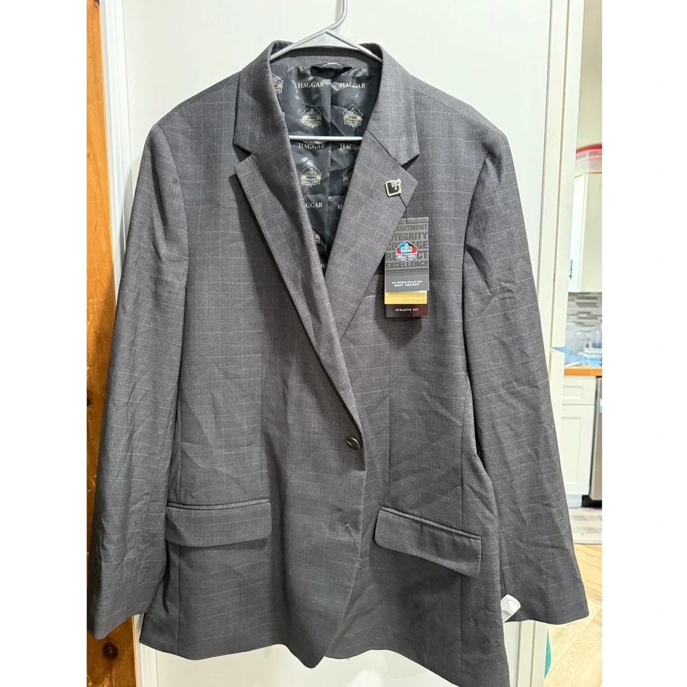 Haggar Pro Football Hall of Fame Grey Plaid Athletic Fit Suit Jacket Blazer NEW